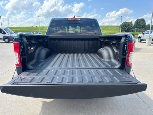 Used 2021 RAM 1500 Big Horn AWD/4WD image 12