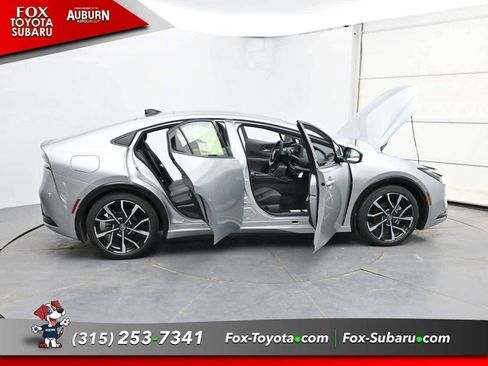 New 2026 Toyota Prius Plug-In Hybrid FWD image 34