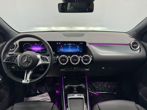 New 2025 Mercedes-Benz GLA 250 image 6