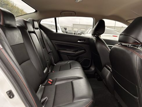 Used 2024 Nissan Altima 2.5 SR image 31