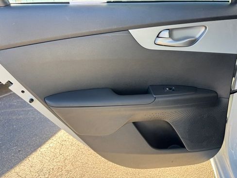 Certified 2024 Kia Forte LXS w/ LXS Technology Package image 12