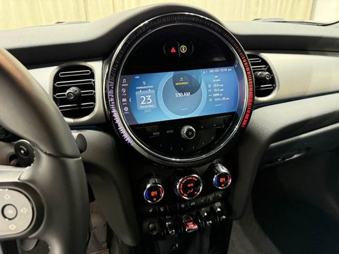 Used 2023 MINI Cooper S image 17