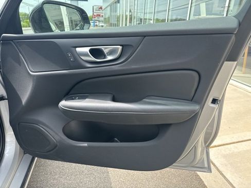 Used 2024 Volvo S60 B5 Core image 13
