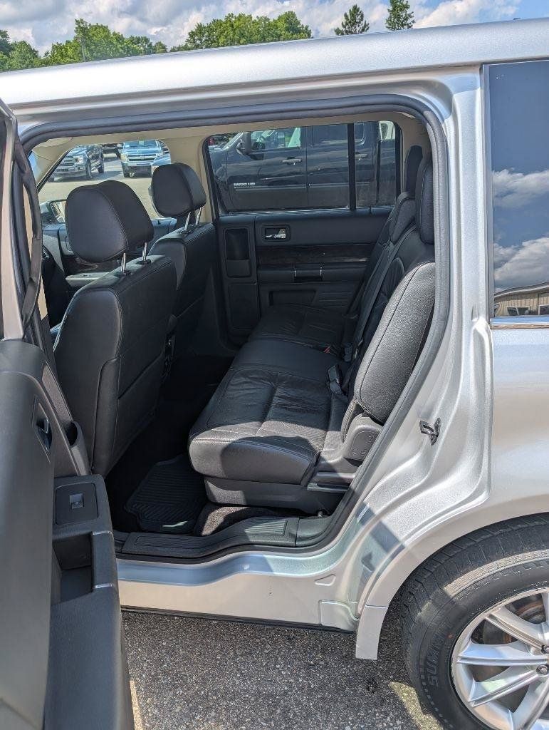 Used 2019 Ford Flex Limited AWD/4WD image 13