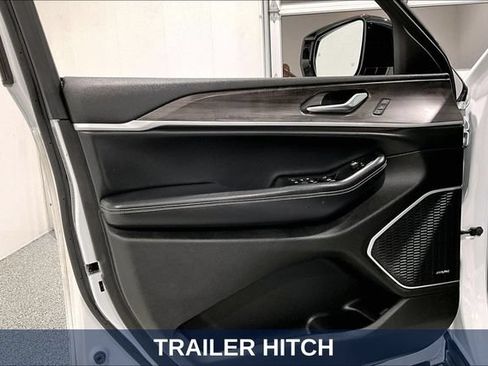 Used 2021 Jeep Grand Cherokee L Limited w/ Luxury Tech Group II AWD/4WD image 26