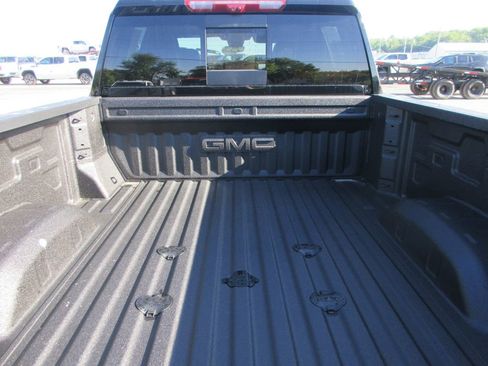 New 2026 GMC Sierra 3500 Denali Ultimate AWD/4WD image 7