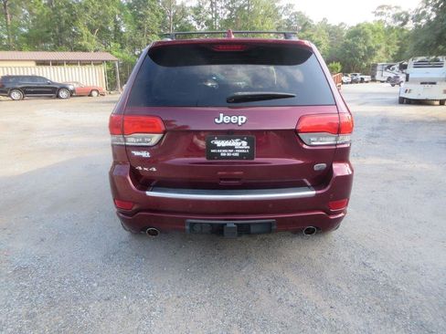 Used 2017 Jeep Grand Cherokee Overland AWD/4WD image 7