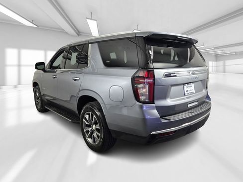 Used 2021 Chevrolet Tahoe LT w/ LT Signature Package image 5