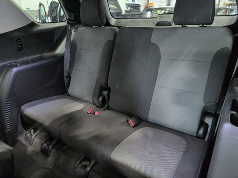 Used 2019 Chevrolet Traverse LT image 9