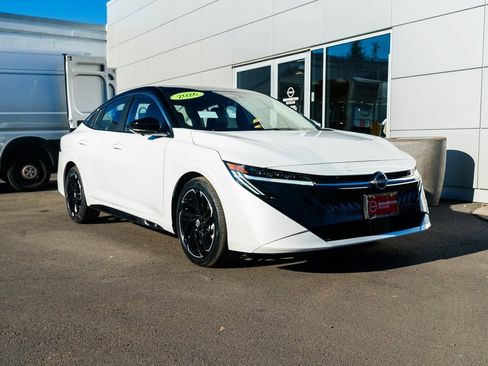 New 2026 Nissan Sentra SR w/ SR Premium Package image 29