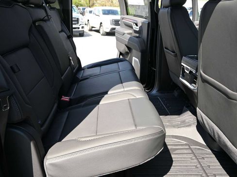 New 2026 GMC Sierra 3500 Denali w/ Denali Reserve Package image 29