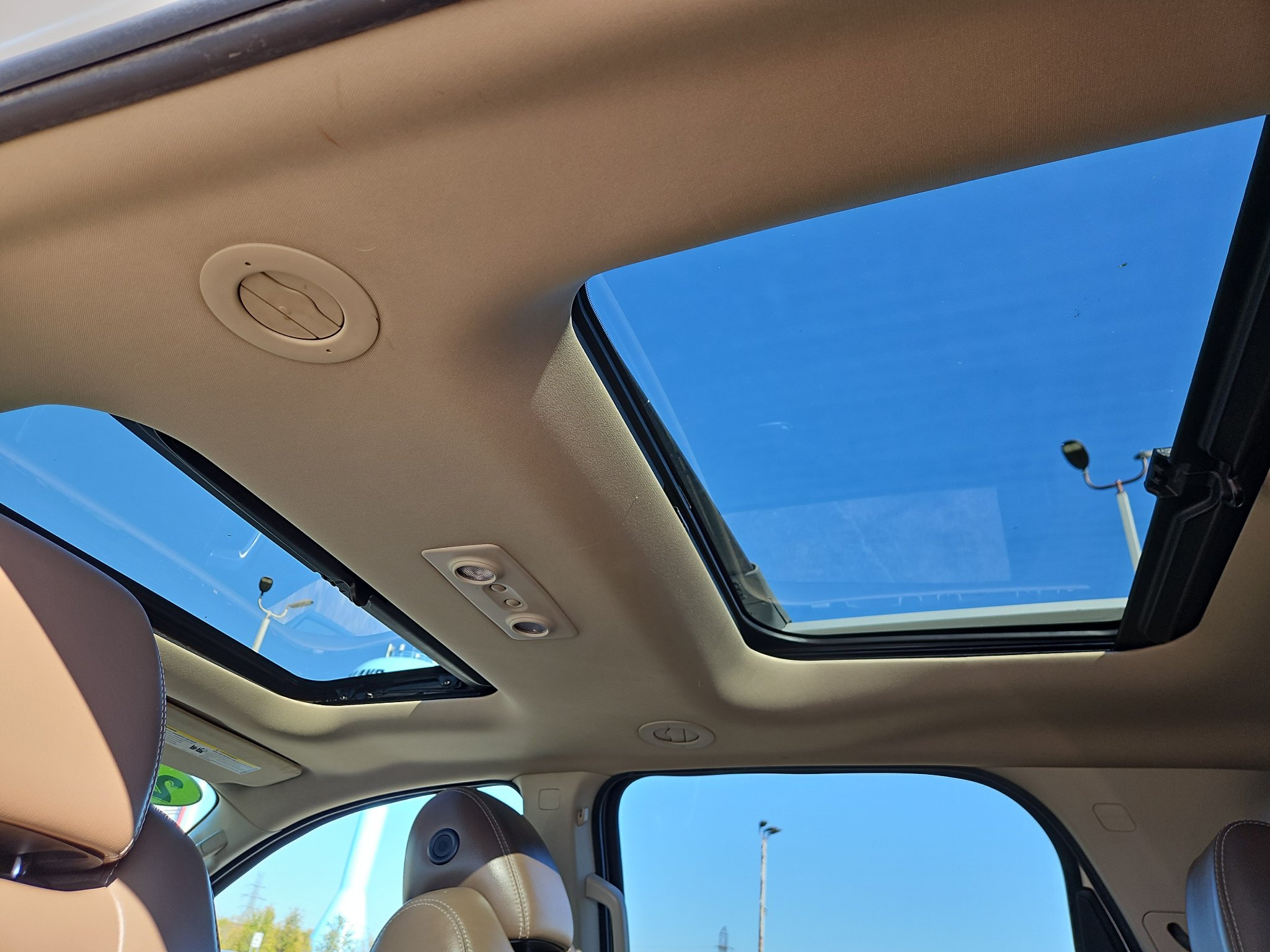 Used 2015 GMC Acadia SLT AWD/4WD image 14