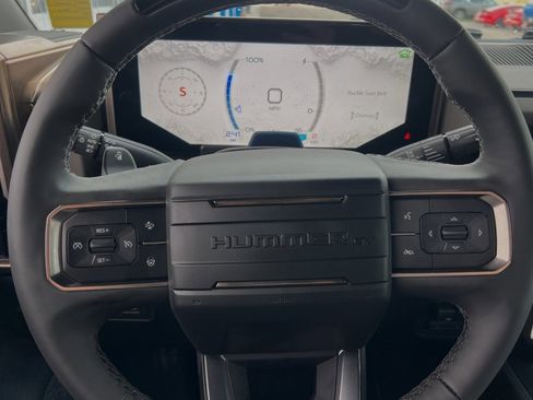 New 2025 GMC Hummer EV 2X w/ Extreme Off-Road Package image 20