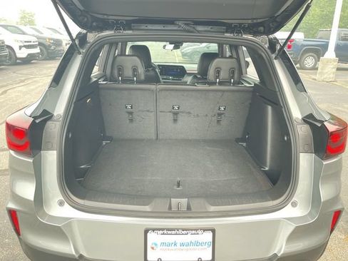 Used 2025 Chevrolet TrailBlazer RS FWD image 23