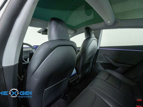 Used 2025 Tesla Model 3 Long Range AWD/4WD image 22