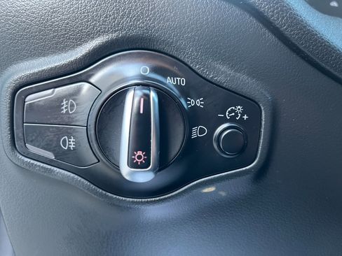 Used 2016 Audi Q5 TDI Premium Plus w/ Technology Package image 23