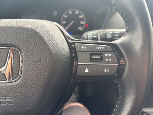 Used 2025 Honda HR-V EX-L image 14