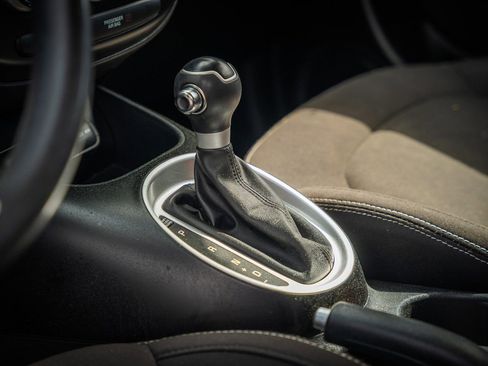 Used 2019 Kia Soul Base image 29