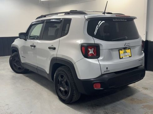 Used 2015 Jeep Renegade Sport w/ Power & Air Group image 4