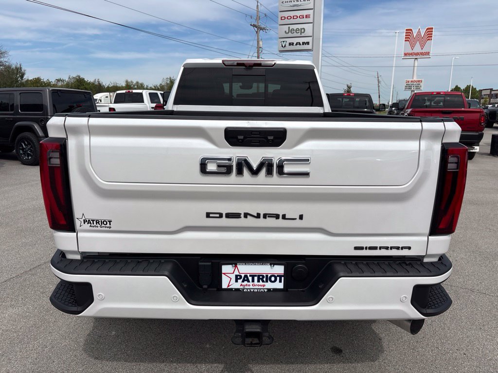 Used 2024 GMC Sierra 3500 Denali Ultimate AWD/4WD image 42