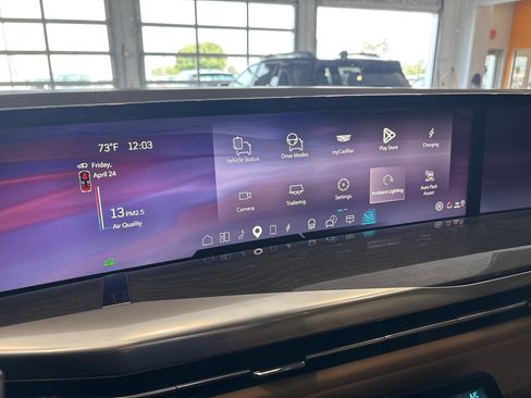Used 2026 Cadillac Escalade IQ Sport 2 AWD/4WD image 17