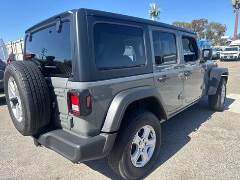 Used 2022 Jeep Wrangler Unlimited Sport AWD/4WD image 5