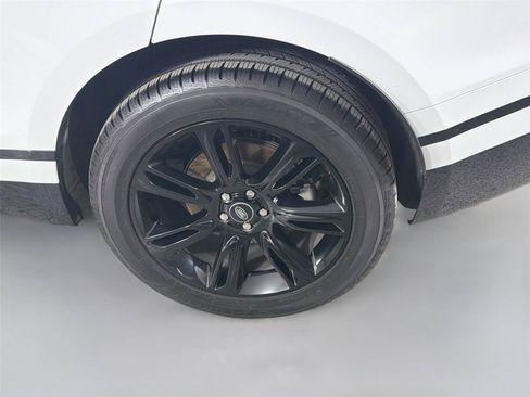 Certified 2023 Land Rover Range Rover Velar R-Dynamic S AWD/4WD image 32