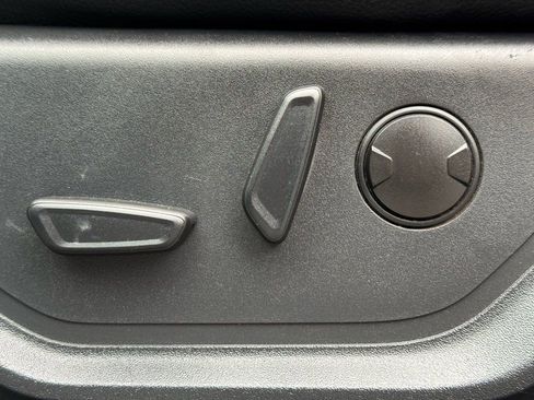 Used 2022 Ford F250 Lariat image 13