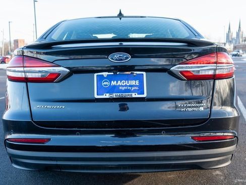 Used 2019 Ford Fusion Titanium image 7