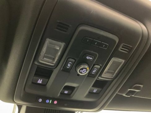 Used 2023 Chevrolet Tahoe RST w/ Luxury Package AWD/4WD image 18