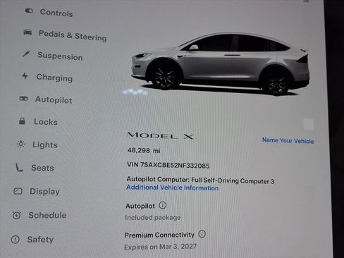 Used 2022 Tesla Model X Base image 30