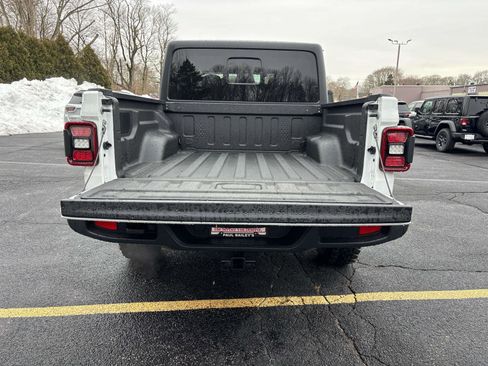 New 2026 Jeep Gladiator Sport image 4