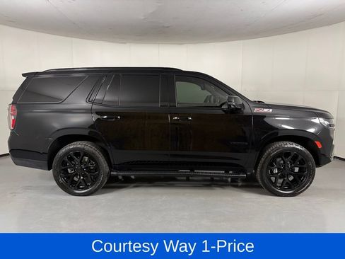 Used 2023 Chevrolet Tahoe Z71 w/ Luxury Package AWD/4WD image 12