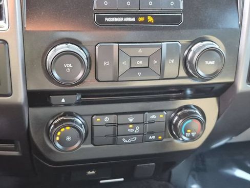 Used 2016 Ford F150 XLT RWD image 24