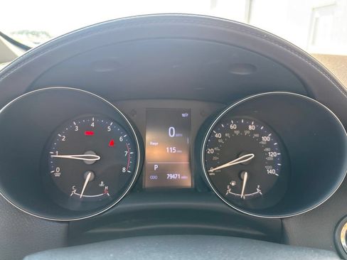 Used 2019 Toyota C-HR Limited FWD image 23