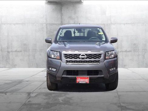 Used 2025 Nissan Frontier SV w/ SV Convenience Package RWD image 4