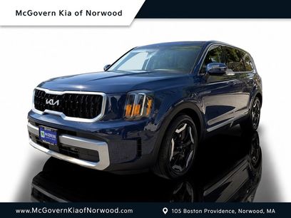 Certified 2024 Kia Telluride EX w/ EX Captain's Chair Package