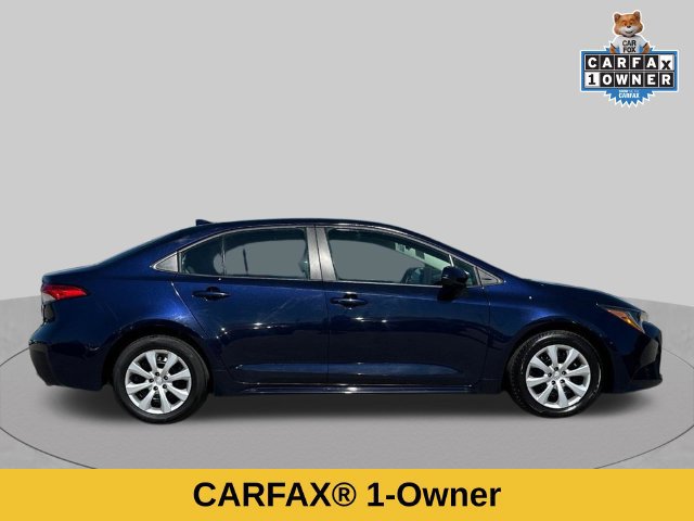 Used 2024 Toyota Corolla LE FWD image 2