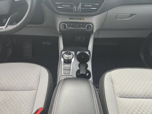 Used 2023 Ford Escape Active image 21