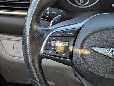 Used 2023 Genesis G70 2.0T image 19