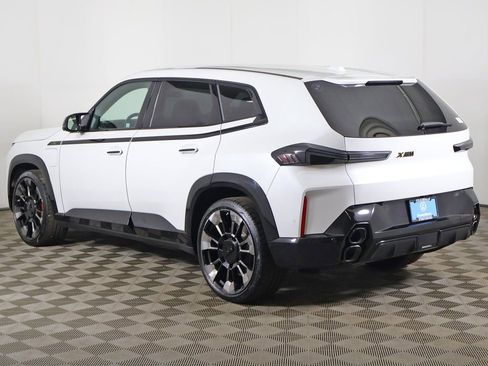 Used 2024 BMW XM AWD/4WD image 13