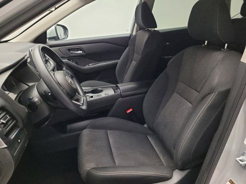 Used 2024 Nissan Rogue SV FWD image 17