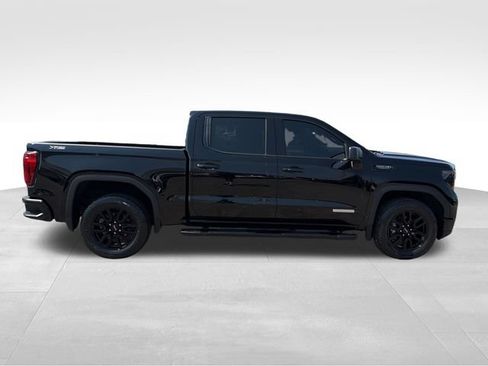 Used 2022 GMC Sierra 1500 Elevation w/ X31 Off-Road Package AWD/4WD image 8