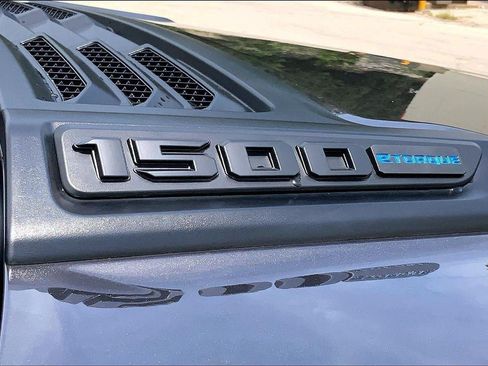 Used 2026 RAM 1500 Laramie w/ Night Edition AWD/4WD image 7