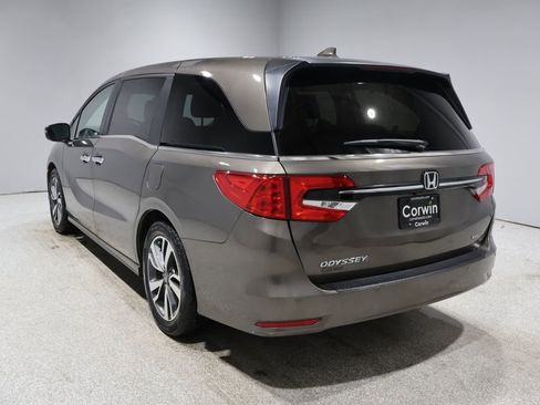 Used 2022 Honda Odyssey Touring image 4