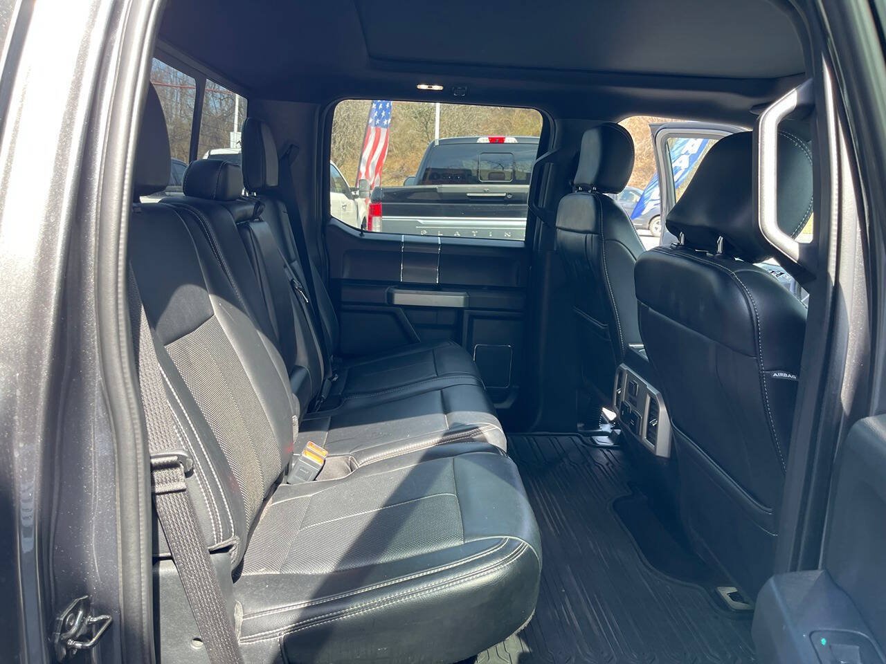 Used 2019 Ford F150 Lariat w/ Equipment Group 502A Luxury AWD/4WD image 28