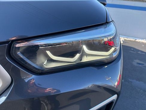 Used 2021 BMW X6 xDrive40i w/ Convenience Package 3 image 9