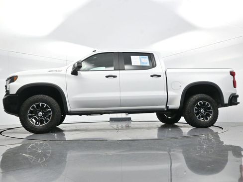 Used 2023 Chevrolet Silverado 1500 ZR2 w/ Technology Package AWD/4WD image 48
