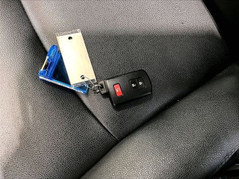 Used 2021 Toyota 4Runner Venture image 30