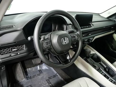 Used 2024 Honda Accord EX image 3